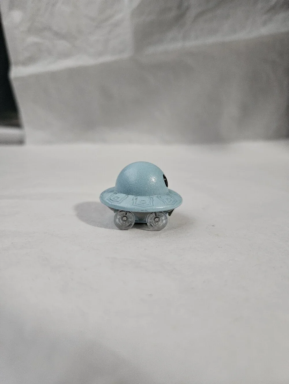 Disney Pixar Cars Mator UFO mini racer